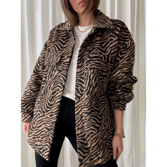 CAMERON JACKET — In Camel/Black - Picture 8 of 9